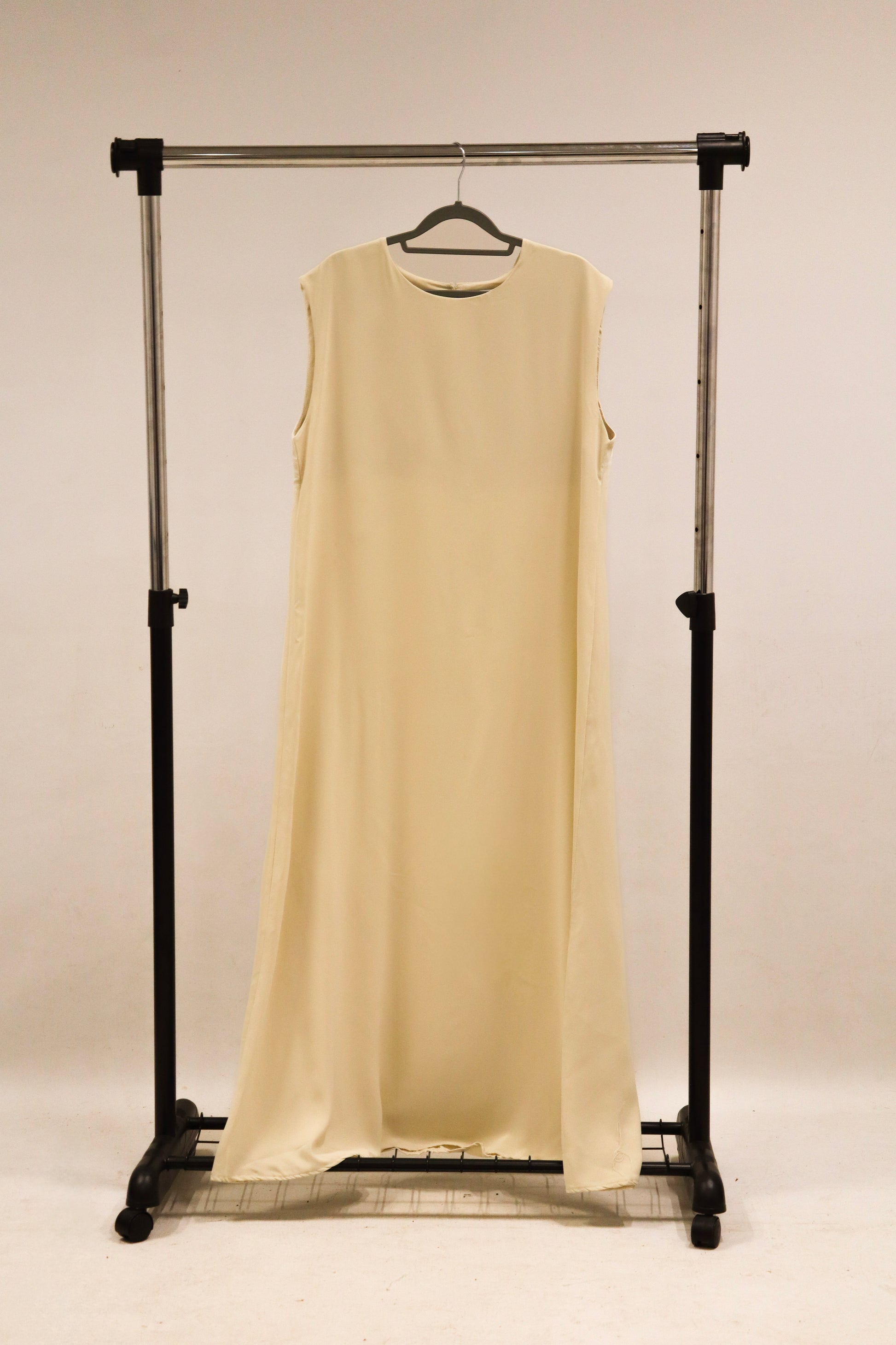 Sous abaya beige